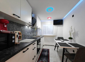Modern Apartments Neuburg N - NEU - 3 Zimmer, Komfort, Top Ausgestattet, Smart TV, Wi-Fi